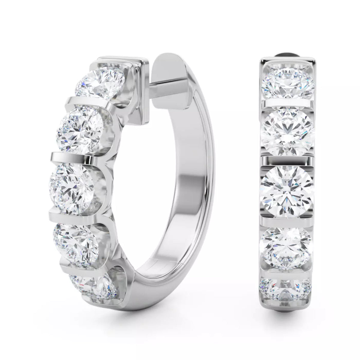 Brinco de argola com pedras de moissanite