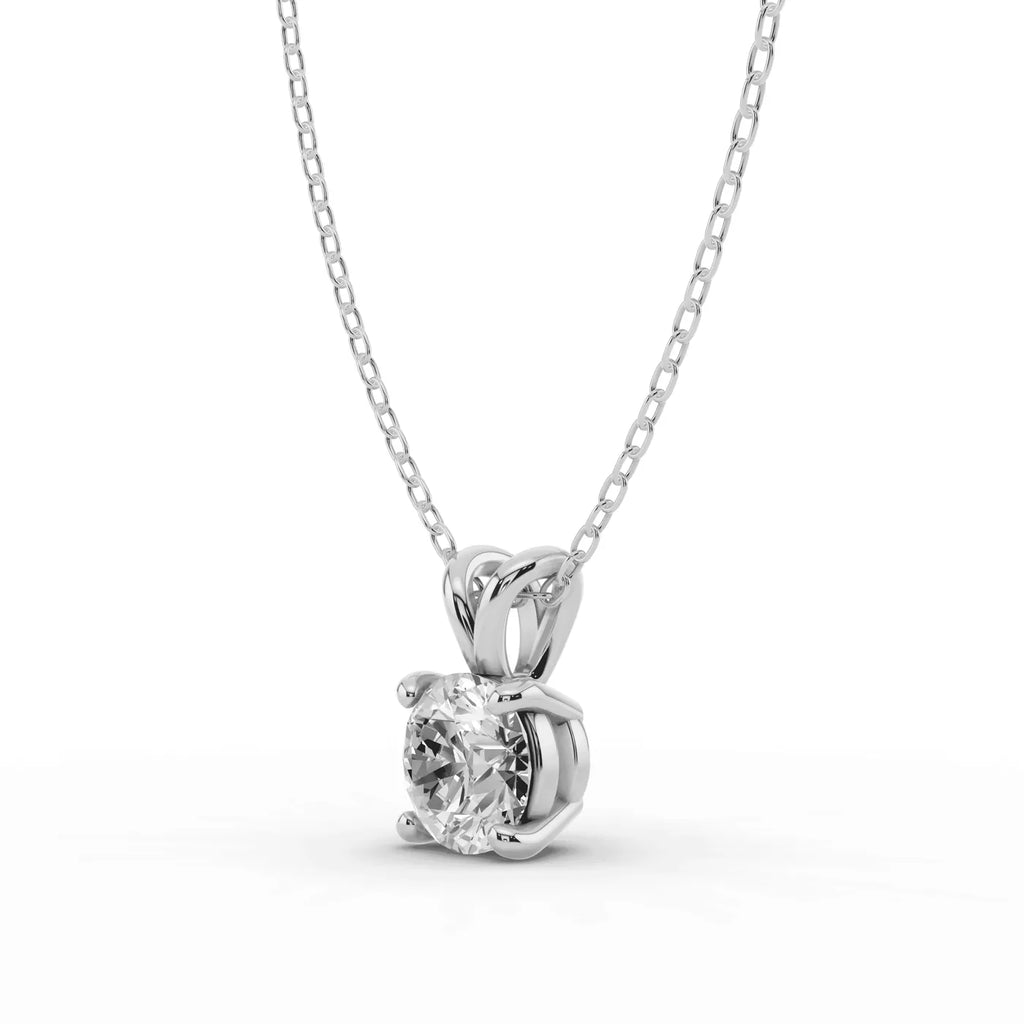 Colar corrente com pingente de pedra moissanite